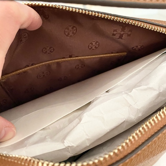 🎊🤎NEW🤎Tory Burch Thea small slouchy shoulder bag/hand carrying bag/leather - Picture 9 of 11